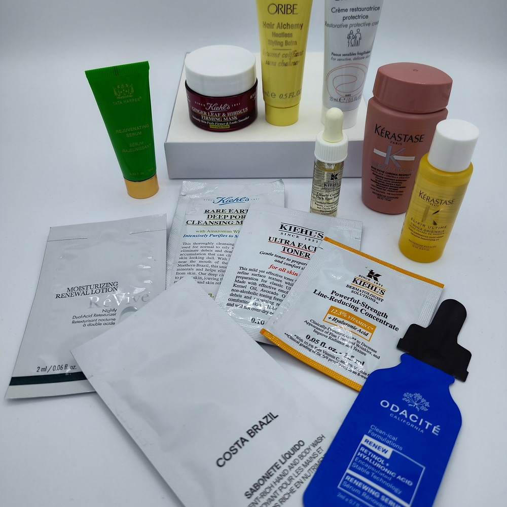 Giorgio Armani Velvet Beauty Bag,  Kiehl’s Oribe Kerastase Tata Harper Samples - Picture 4 of 9